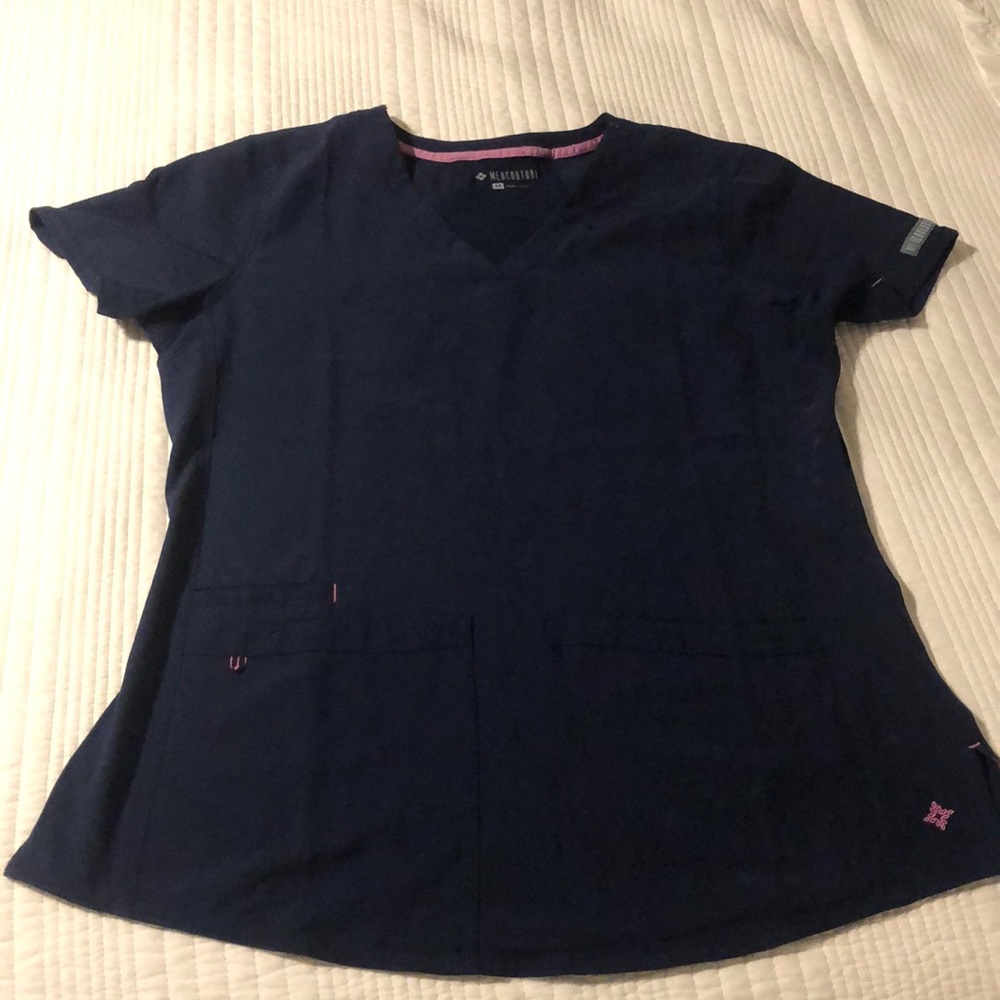 Med Couture Energy Women's Racerback Scrub Top